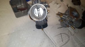 Почему не успевает поступать топливо самотёком в карбюратор PWK 32