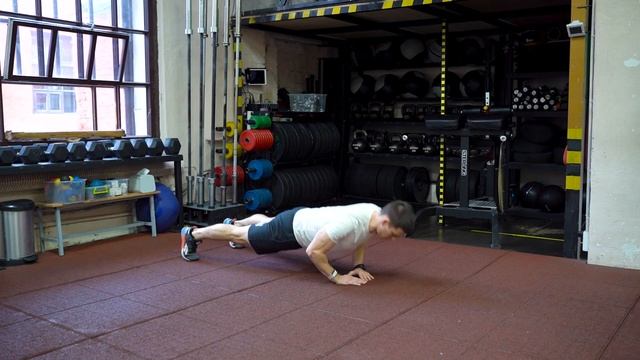 Отжимания с узкой постановкой рук смотреть онлайн