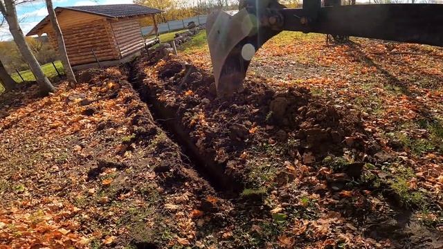 КОПАЮ ТРАНШЕЮ ЛОМАЮ ЭКСКАВАТОР ! [Жизнь в деревне] смотреть онлайн