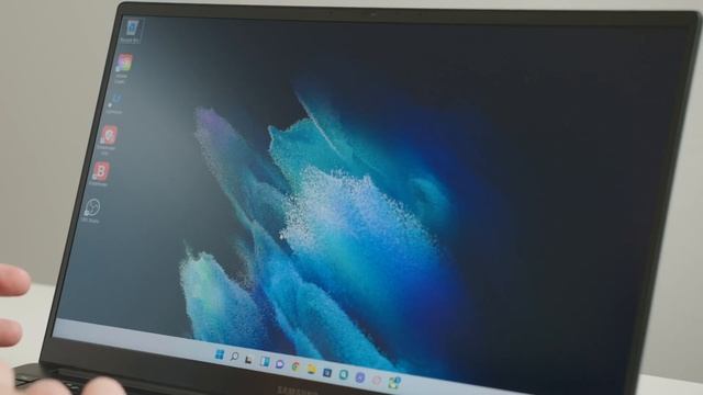 Samsung Galaxy Book Odyssey Review - How Good Is It? смотреть онлайн