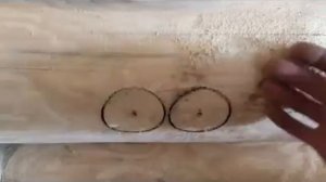 Площадки для розеток в бревне. Скрытый монтаж розеток в деревянном доме.