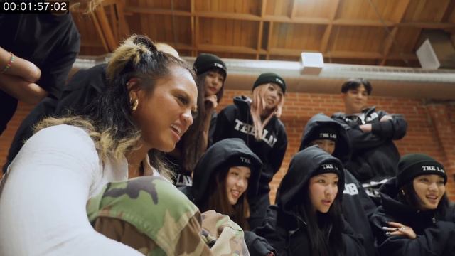 The Lab: Sienna Lalau Reacts to TGIF Premiere With XG смотреть онлайн