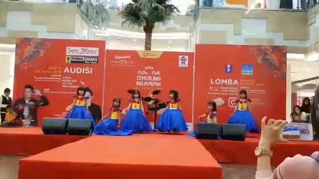 Princess snow white dance - snow white dance - kids dance смотреть онлайн