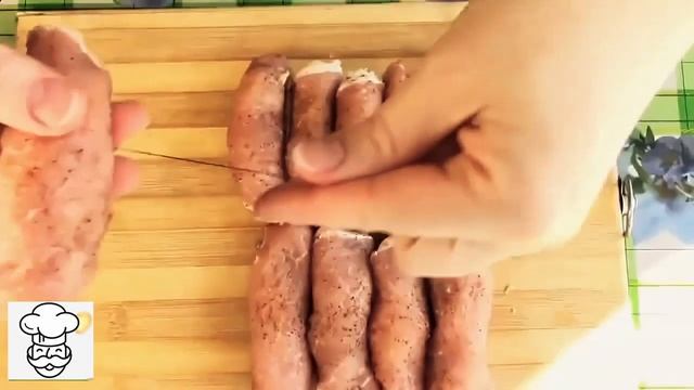 Пальчики оближешь | Мясные рулетики с салом смотреть онлайн