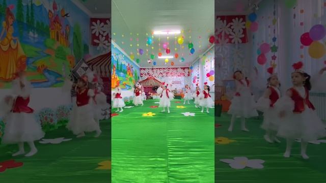 Танец Кара Жорга на праздник Наурыз в детском саду Ар-Дина смотреть онлайн
