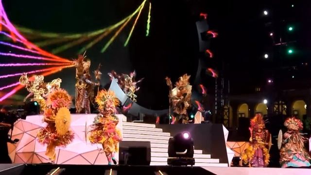 RED BATIK SOLO IN MACAO PARADE 2014 смотреть онлайн