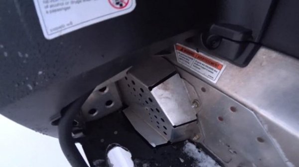 Снегоход Skandik биение тормозного диска  Хррр -Хррр ))