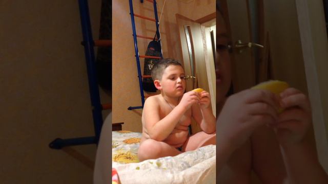 Как правильно есть лимон смотреть онлайн