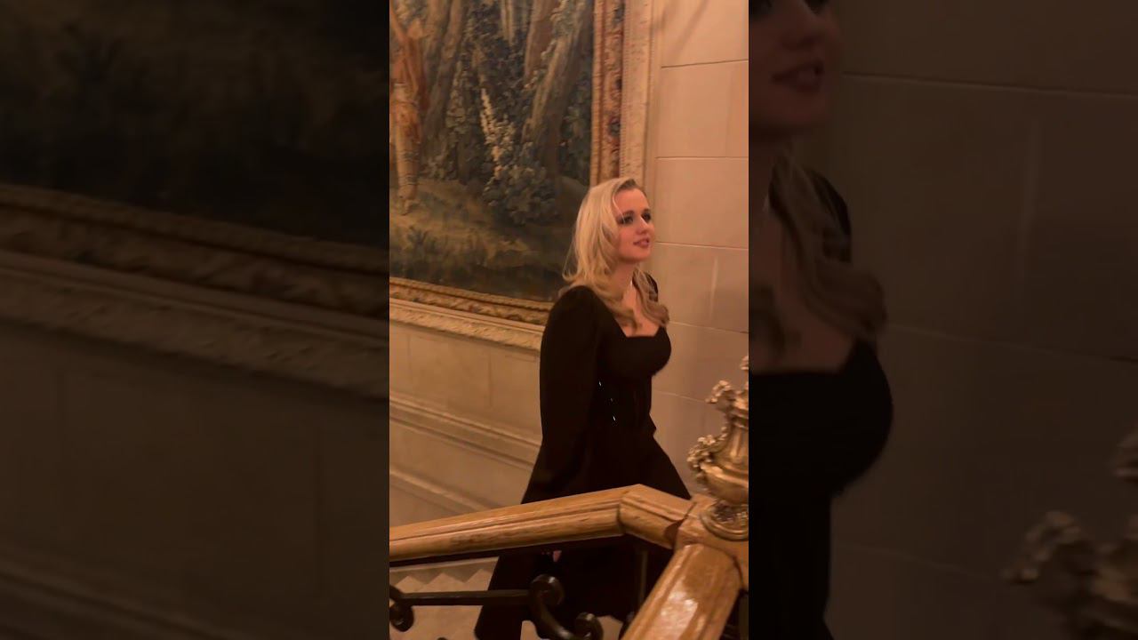 Прекрасных выходных! #анастасиякарасева #певица #2024 #зима #новыйгод #топ #москва #турандот