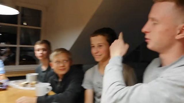 Кто убирает мусор? смотреть онлайн