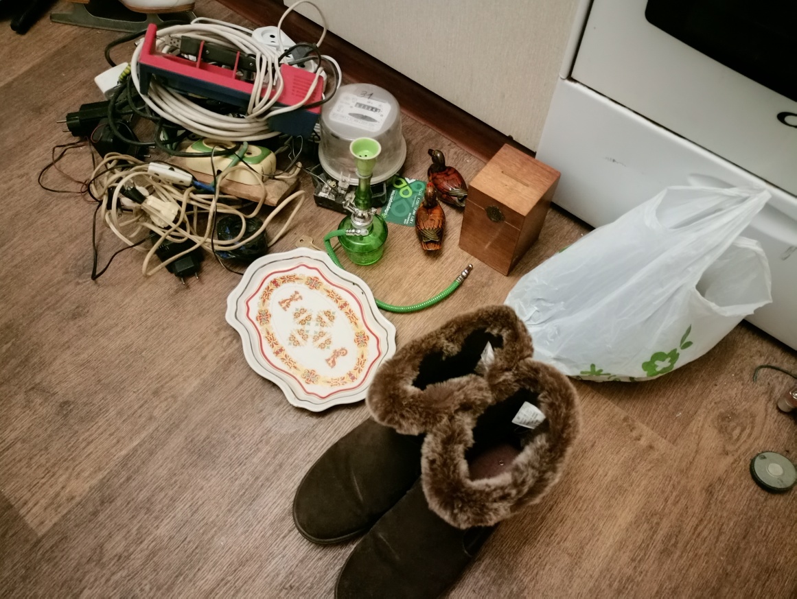 Как я зарабатываю лазая по мусоркам Москвы смотреть онлайн