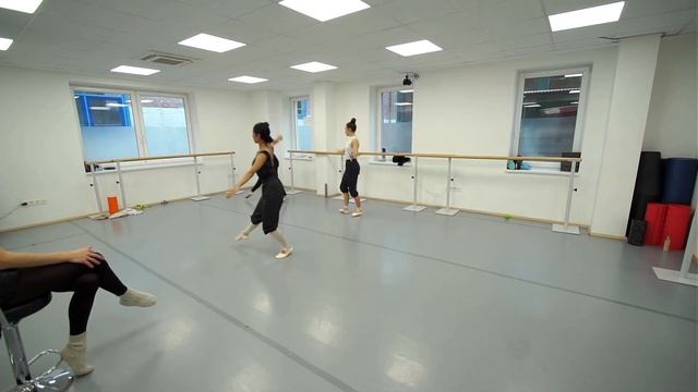 REPERTOIRE CLASS | RAYMONDA (Dream Variation) / #part4 #ballet #repertoire #balletvariation смотреть онлайн