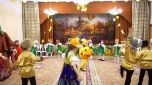 Танец «Прыг скок Колобок»