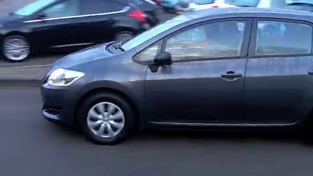 TOYOTA AURIS HATCHBACK (2009) 1.33 DUAL VVTI T2 5DR - GY59YHV смотреть онлайн