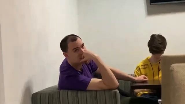 VLOG: поездка в Ярославль | вышли из поезда ЗА 15 КМ до города ночью БЕЗ ТЕЛЕФОНА И ДЕНЕГ смотреть онлайн