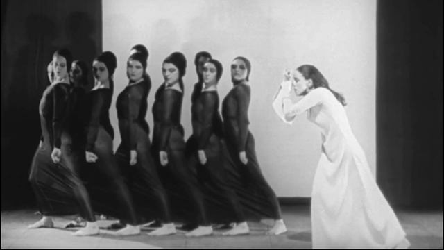 Martha Graham -  HERETIC