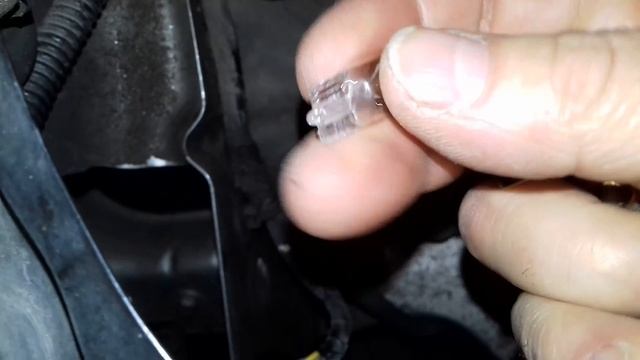 Żarówka postojowa. Skoda Fabia 2 replacement of the bulb. смотреть онлайн