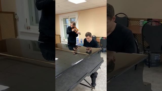 "Закат на море" муз.Д.Катрич стих.И.Зеленцов смотреть онлайн