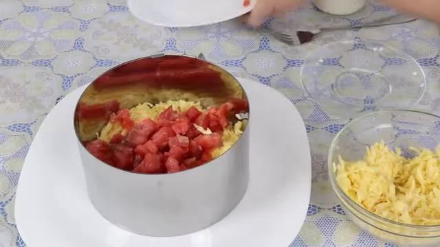 Салат "Царский" с лососем и икрой. смотреть онлайн