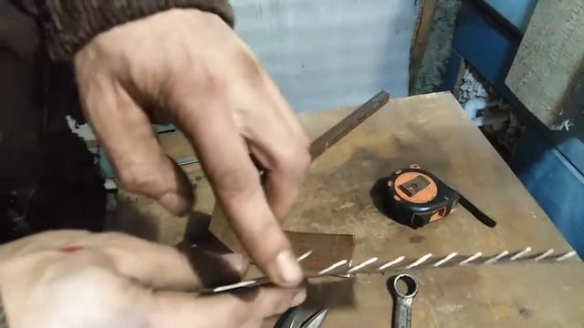 Сделай себе! Органайзер для гаечных ключей из ржавой жестянки смотреть онлайн