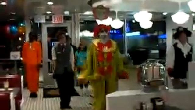 Johnny Rockets Russia - NYC Thriller Halloween 2007 смотреть онлайн
