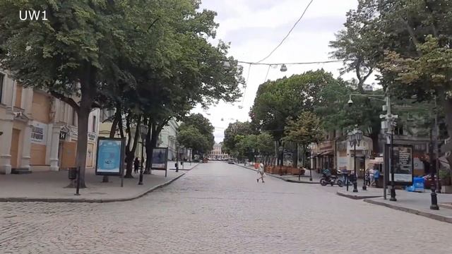 UW1 - Дерибасовская Одесса сегодня работает сирена воздушной тревоги! Подписывайтесь на канал! смотреть онлайн
