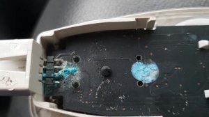 Неисправность плафона освещения салона Форд Фокус 3