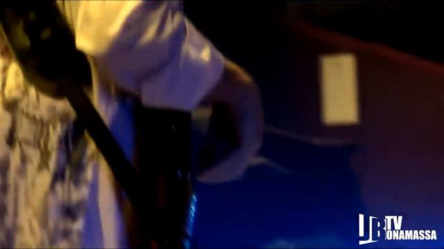 Joe Bonamassa - "Happier Times" - Live From The Royal Albert Hall смотреть онлайн