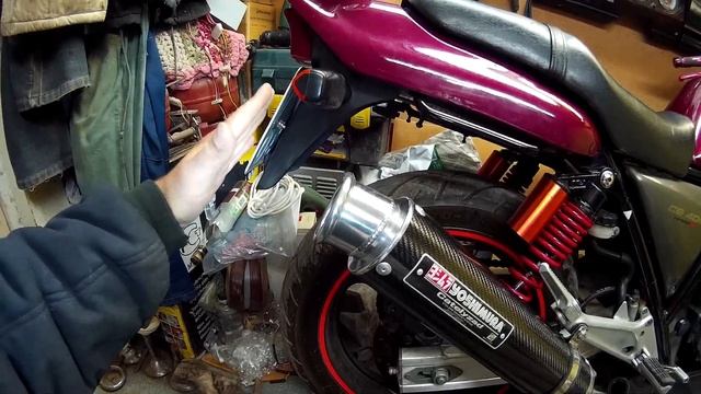 Примерка коллектора от Honda CB400 версии S смотреть онлайн