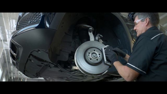 Mercedes-Benz Service Tips: Brake Maintenance смотреть онлайн