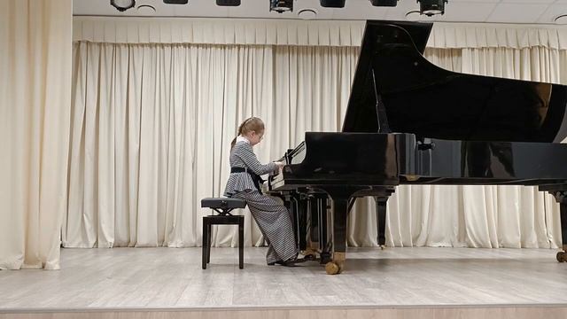 Аксенова Полина 9 лет Э. Григ Танец эльфов Триумф смотреть онлайн