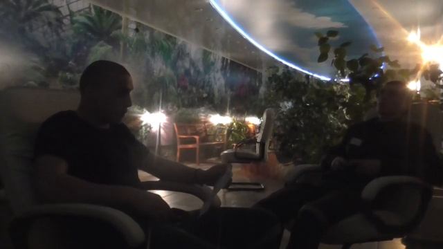 #песня не знаю по чему она   много кому нравится со смыслам реальной жизне написал но не выпустил