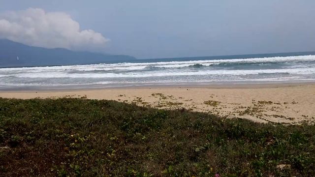 Вышли наконец то на море в Дананге (DaNang Beach)