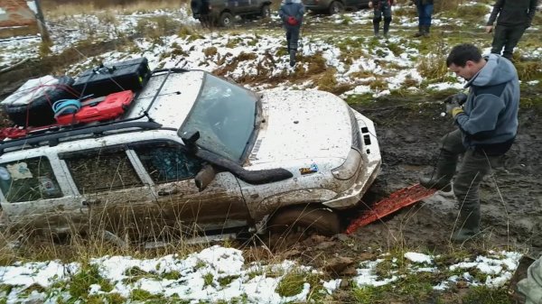 "Полная Чухлома" 2017 День 3. УАЗ Патриот или LR Discovery 3?