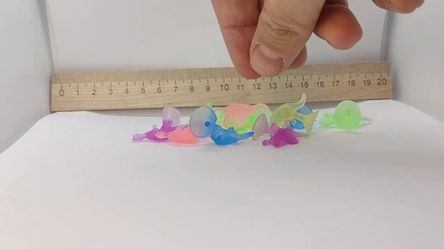 Прилипалки динозавры мал