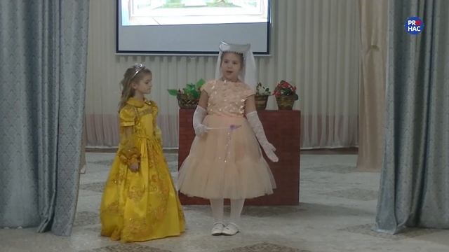 Спектакль «Золушка» Театральный коллектив «Скворушка» МБДОУ «ДС № 358 г. Челябинска» смотреть онлайн