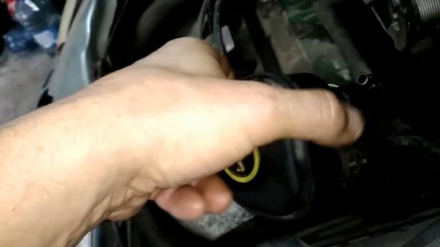 Чистка вентиляции картера двигателя Ford Ka смотреть онлайн