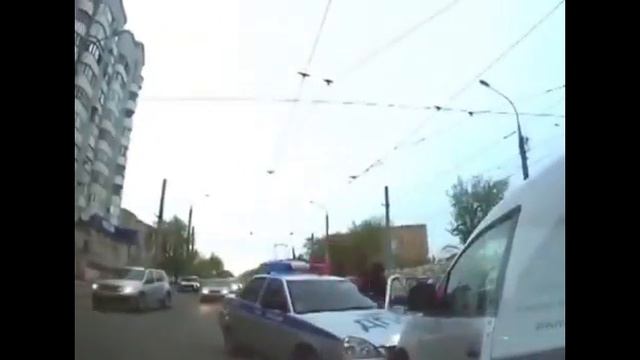 Беспредел！Менты такое вытворяют😱 смотреть онлайн
