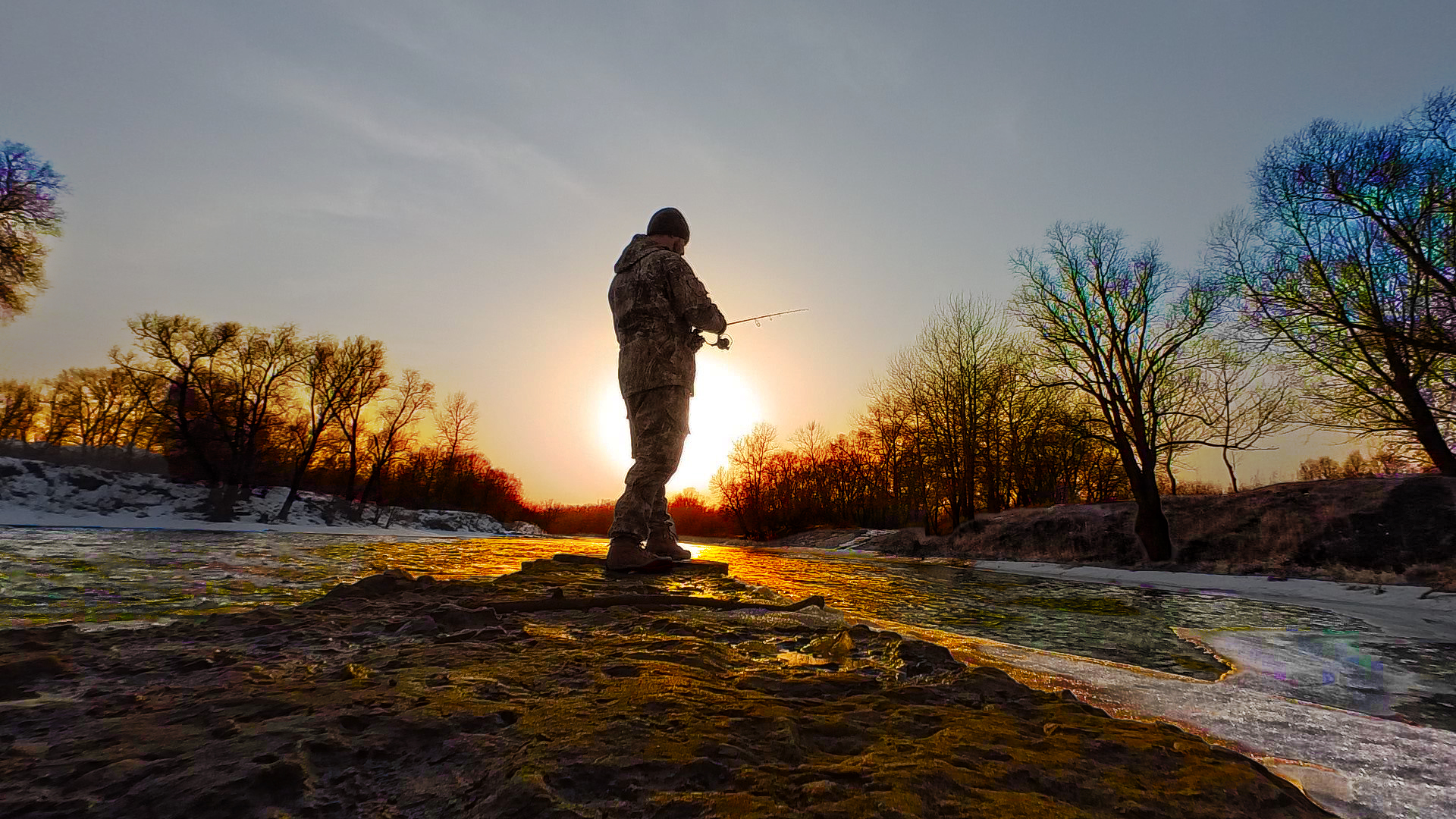 РЫБАЛКА на СПИННИНГ в МАРТЕ!ЛОВЛЯ на СПИННИНГ с БЕРЕГА смотреть онлайн