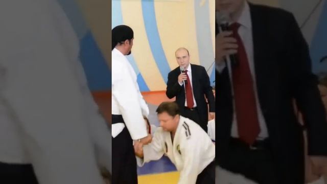Steven Seagal смотреть онлайн