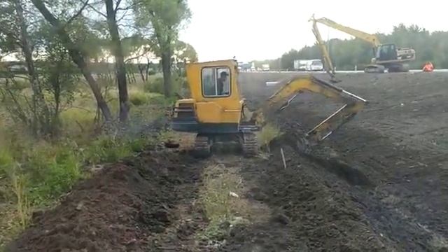 Укрепление дорожного полотна откосов. смотреть онлайн