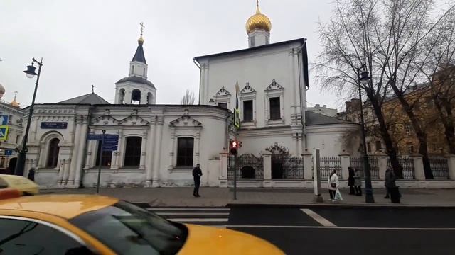 Прогулки по Москве. От Чистых прудов по Сретенскому бульвару. памятник Шухову, Крупской и качалка. смотреть онлайн