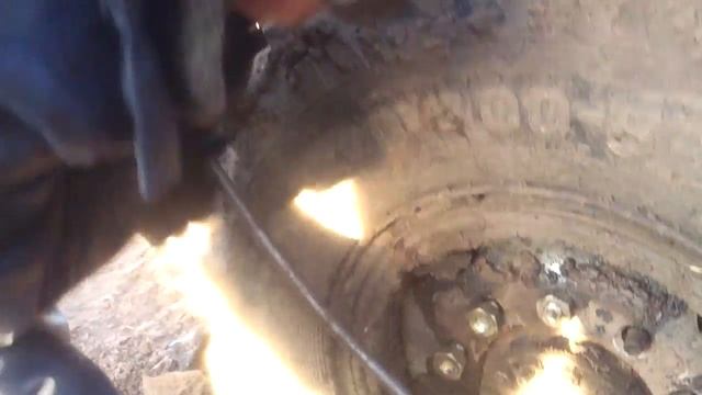 ПОЛЕВОЙ РЕМОНТ "замена шпилек крепления колеса"КАМАЗ #5 смотреть онлайн