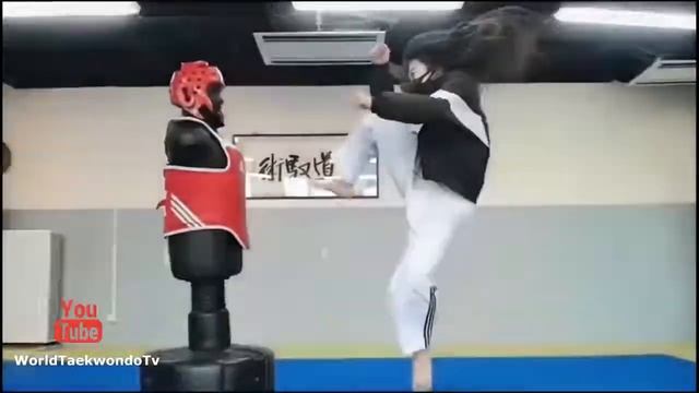 Taekwondo Girl ??