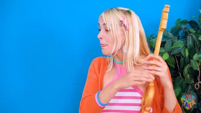 Rich vs Broke vs Giga Rich Student | Expensive vs Cheap School Situations by RATATA BOOM смотреть онлайн