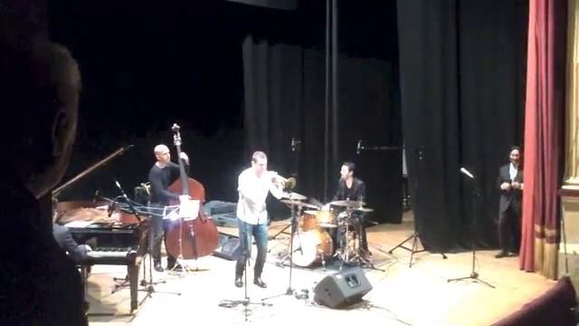 E LA LUCE FU!! LORENZO TUCCI TRIO + FABRIZIO BOSSO смотреть онлайн