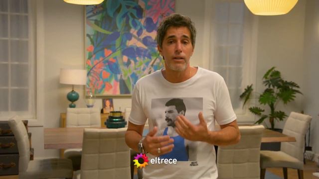 ¡Conocé al apuntador de La 1-5/18! Él tiene toda la historia en la cabeza y así ayuda a los actores смотреть онлайн