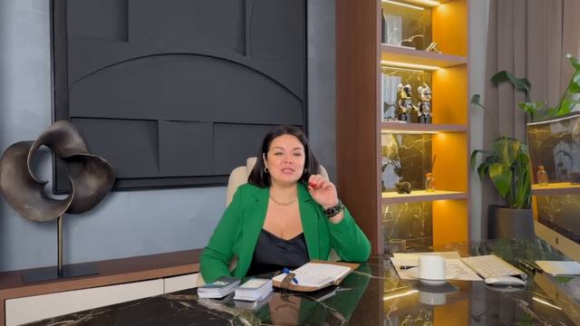 Високосный год, кому-сухари, а кому-мерседес! смотреть онлайн