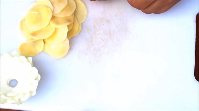 Artistic in Garnish of Potato & Onion Rose Flowers with Carrot & Cucumber Carving Designs! смотреть онлайн