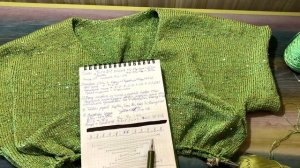 Летнее платье спицами. Хлопок YarnArt BEGONIA с пайетками.